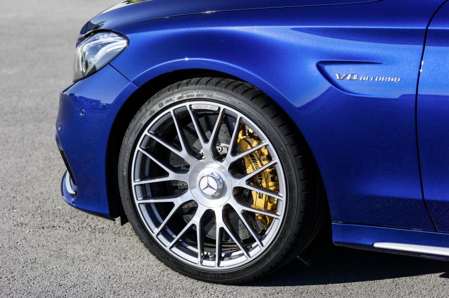  Mercedes-AMG C63 S Estate 2014 года  (фото 19 из 24)
